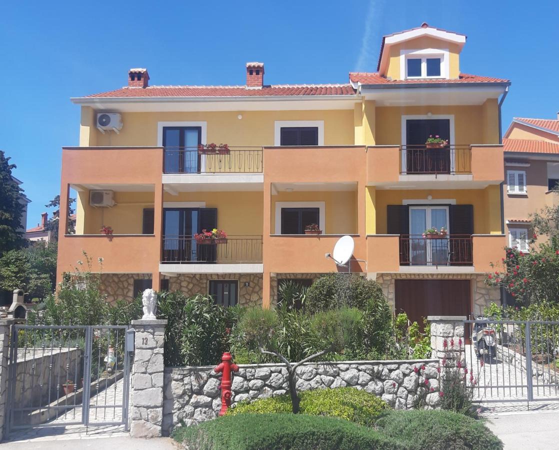 Apartmani Ana Крес Екстериор снимка