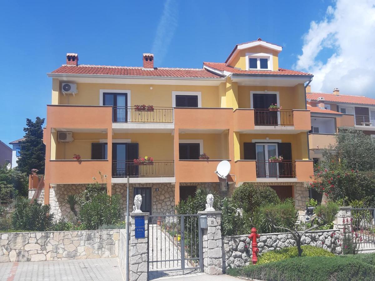 Apartmani Ana Крес Екстериор снимка