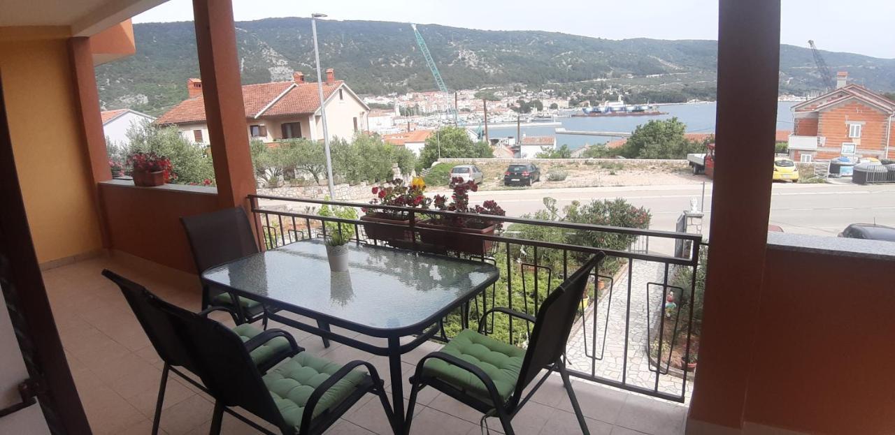 Apartmani Ana Крес Екстериор снимка