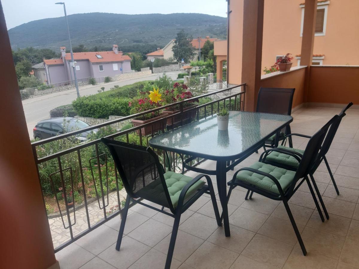 Apartmani Ana Крес Екстериор снимка