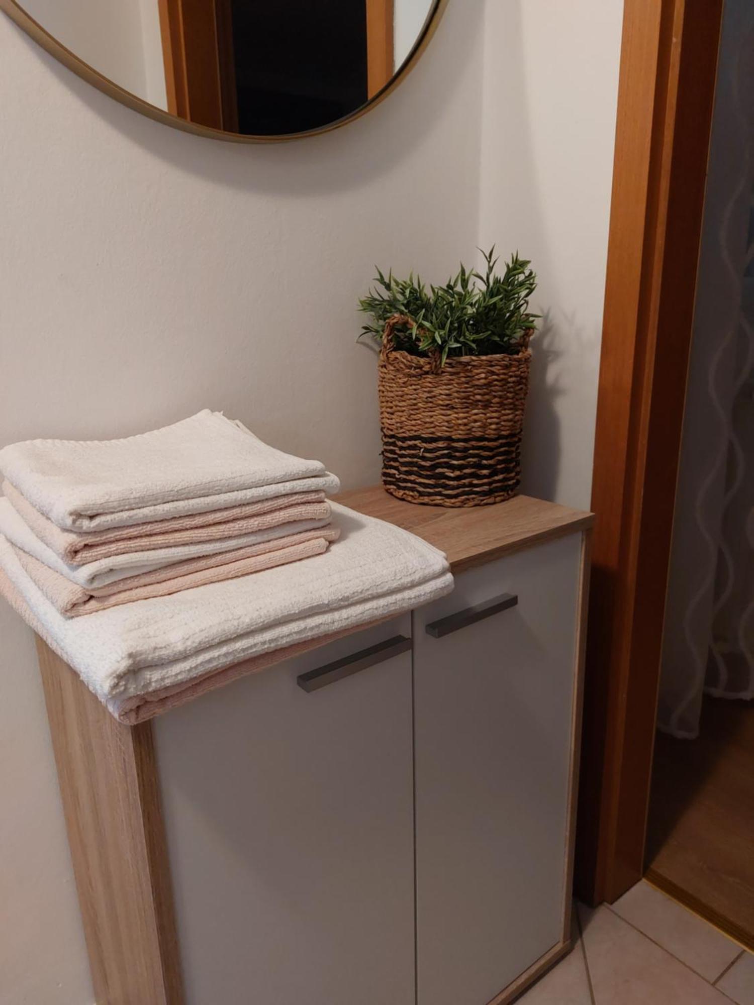 Apartmani Ana Крес Стая снимка