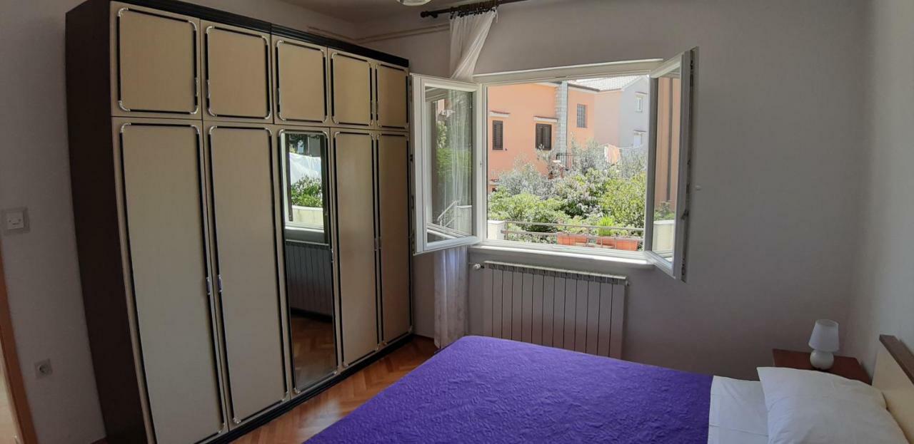 Apartmani Ana Крес Екстериор снимка